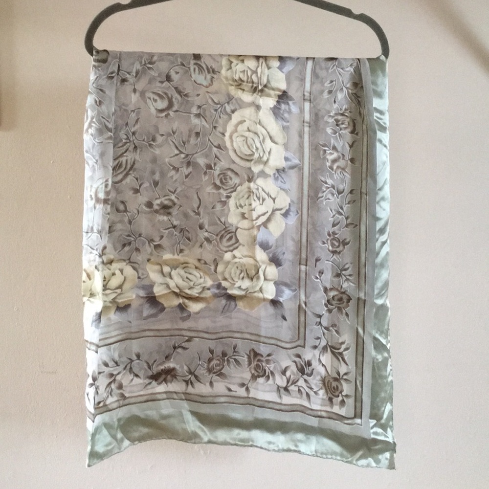 Real silk rose print scarf
